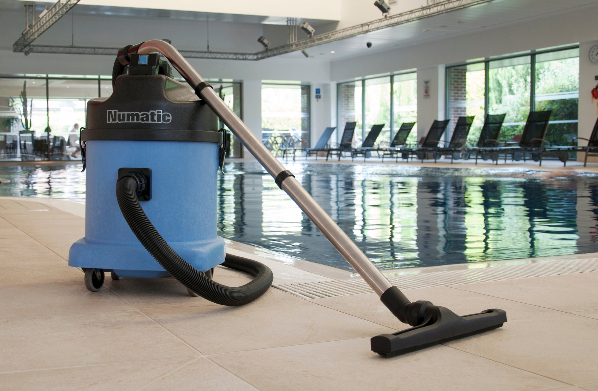 Numatic Dual-Motor Wet Vacuum WVD