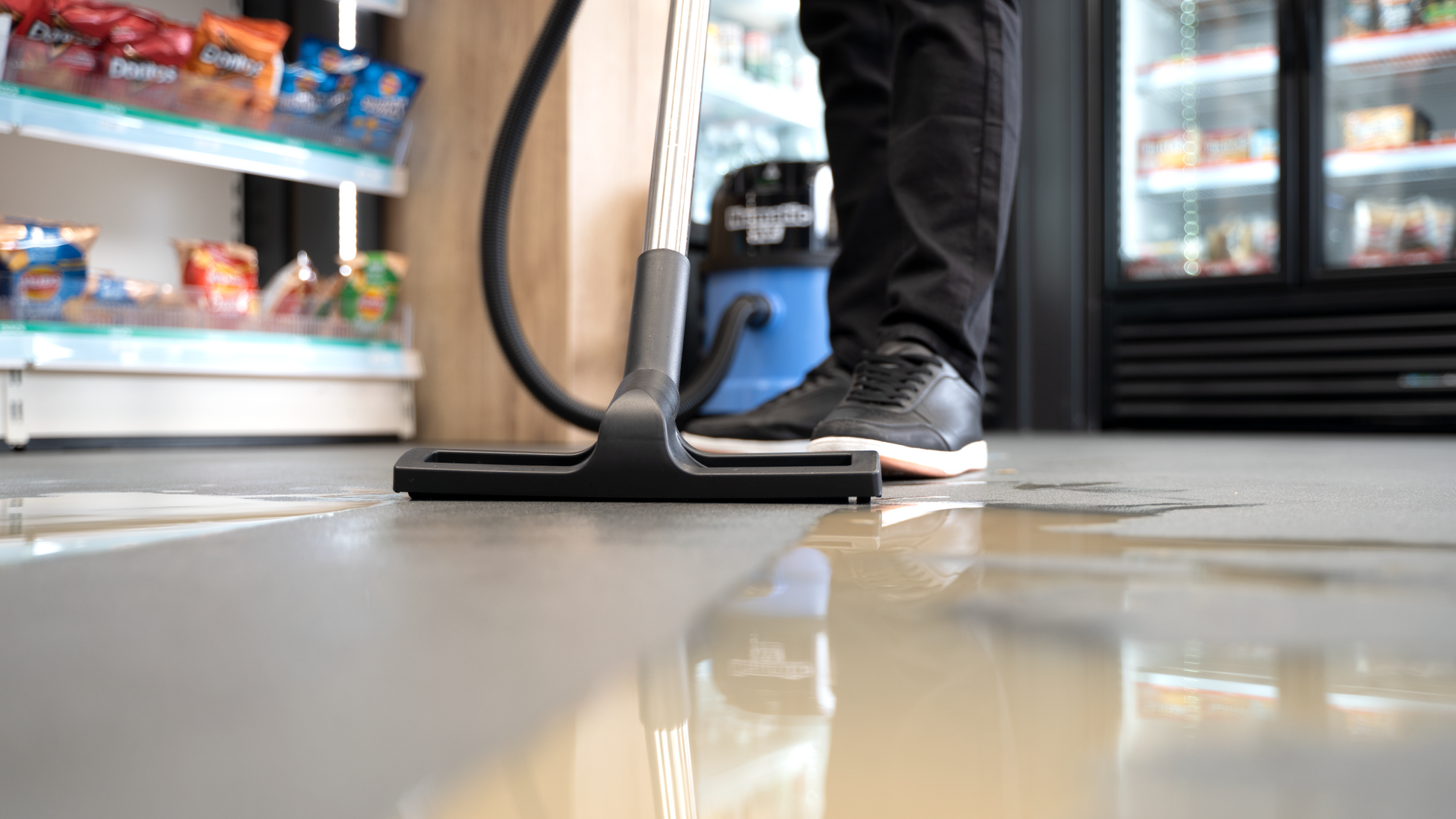 Numatic Pro Cordless Wet Vacuum WBV370NX