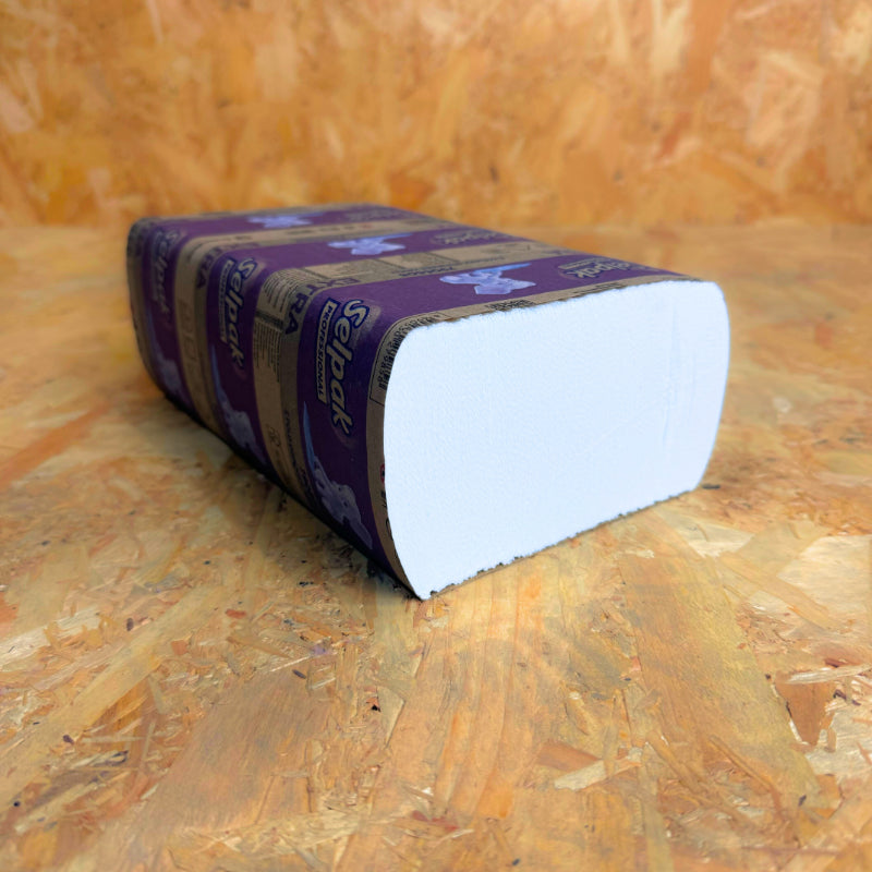 Pallet of 2Ply Selpak White Hand Towel Z Fold - 3200 Sheet